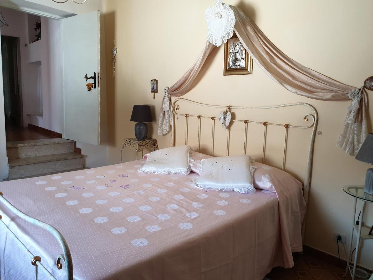 Casa Di Mamma Rosa Villa Castelnuovo Parano Eksteriør billede