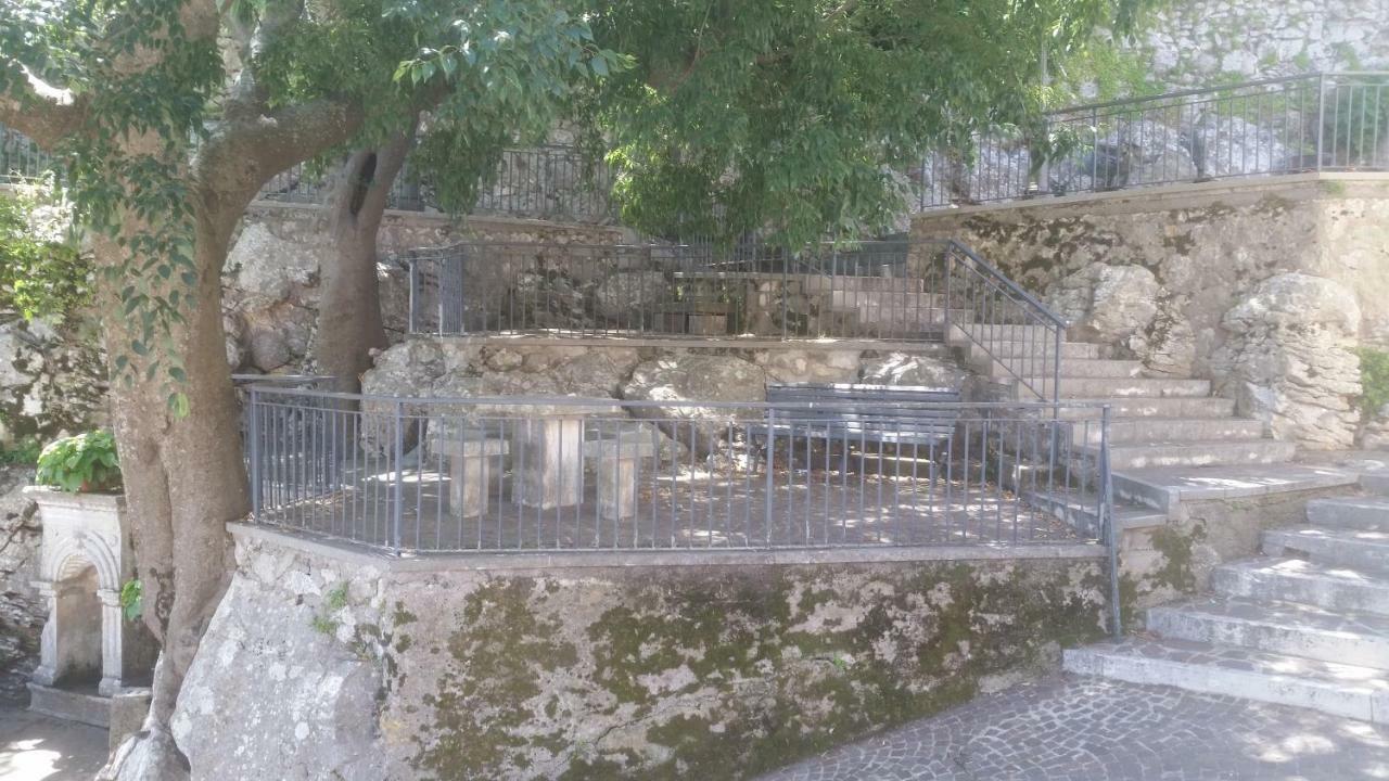 Casa Di Mamma Rosa Villa Castelnuovo Parano Eksteriør billede
